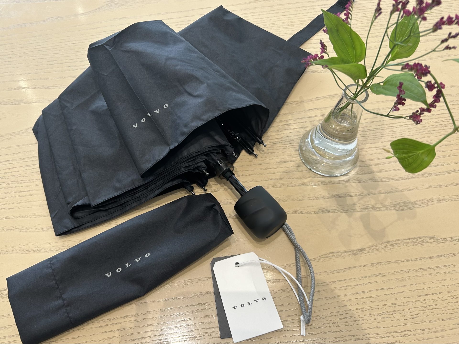 Volvo - ボルボ　エコバック&amp;グッズセット Amazon.co.jp: マグカップ エコバッグ ボルボ VOLVO ノベルティ